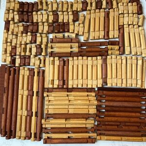 Vintage Lincoln Log Toys - 200+ pieces